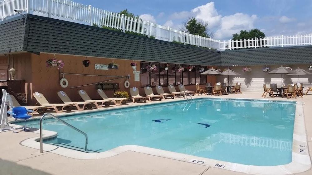 Comfort Inn & Suites Glen Mills - West Chester Exterior foto